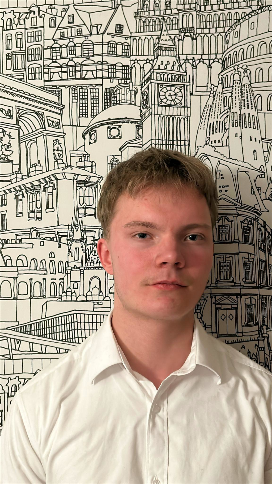 Leo CEO